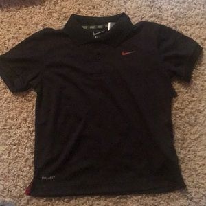 Boys New Nike Polo size 7